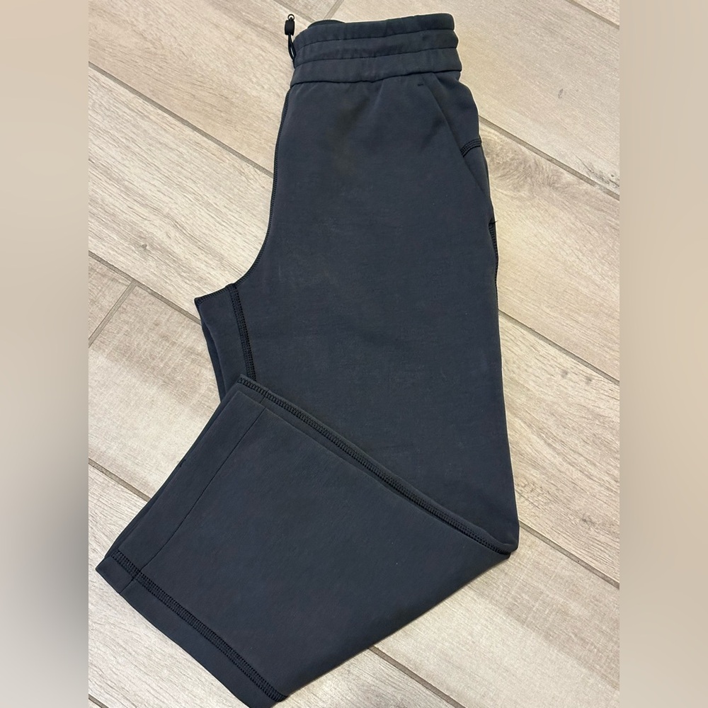 Lululemon Athletica High Rise Softstreme Cropped Pant